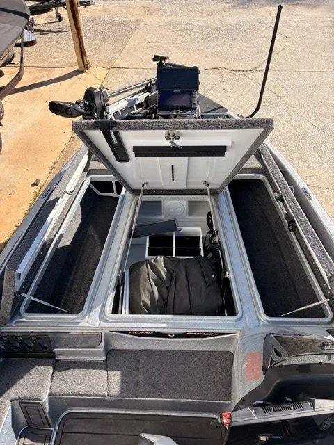 2025 Phoenix 721 ZXL — Stateline Marine